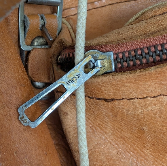 Vintage Beckman Style Rucksack Brown Leather Backpack - Picture 6 of 16
